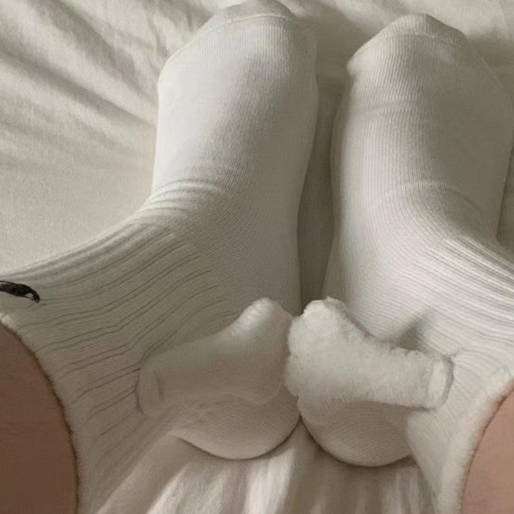 Magnetic Hand In Hand Socks